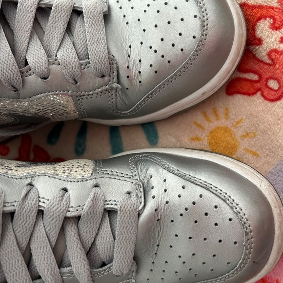 Nike Dunk High Silver - Size 7 - Picture 7 of 8